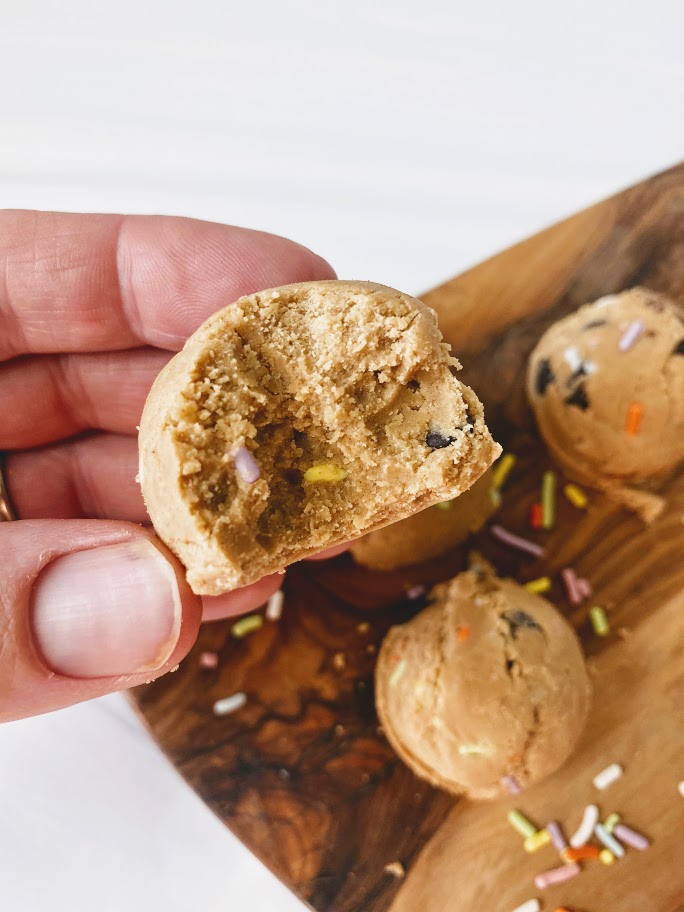Vegan Cookie Dough Protein Balls Recipe