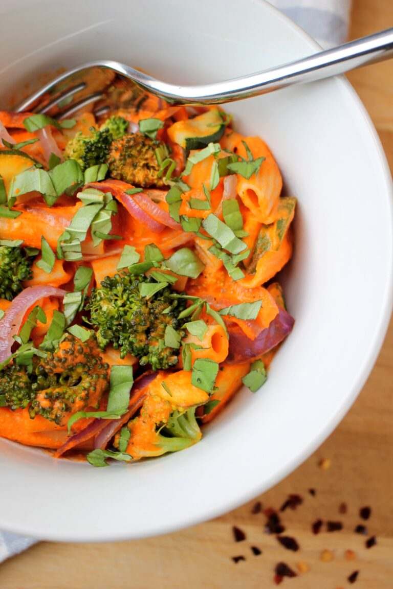 Vegan Roasted Bell Pepper and Veggie Pasta