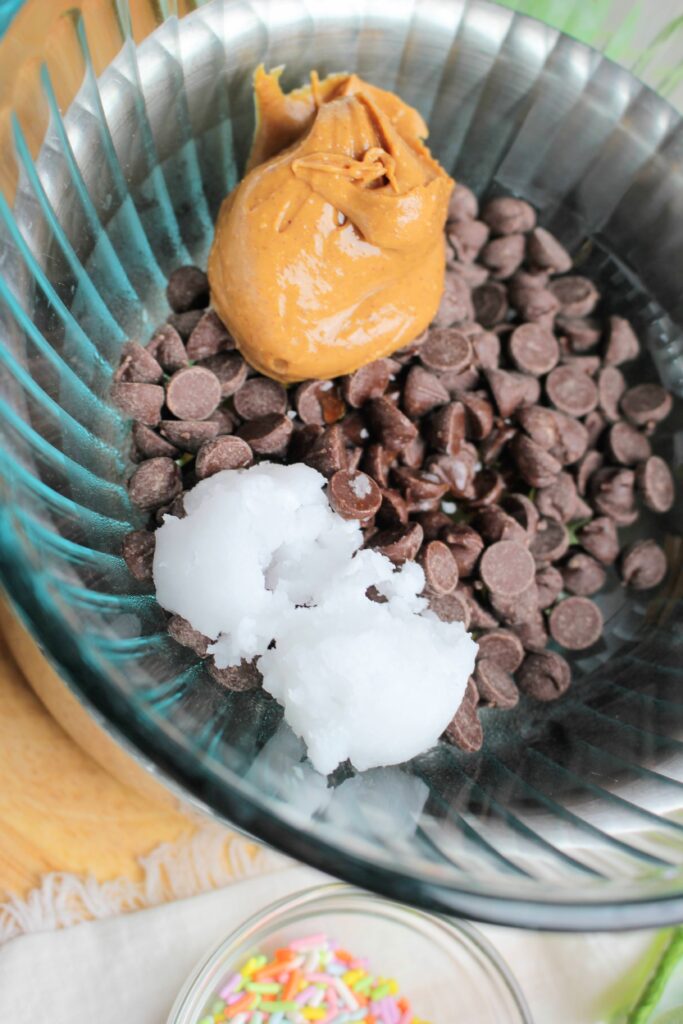 All of the ingredients for the melted chocoalte in a bowl.