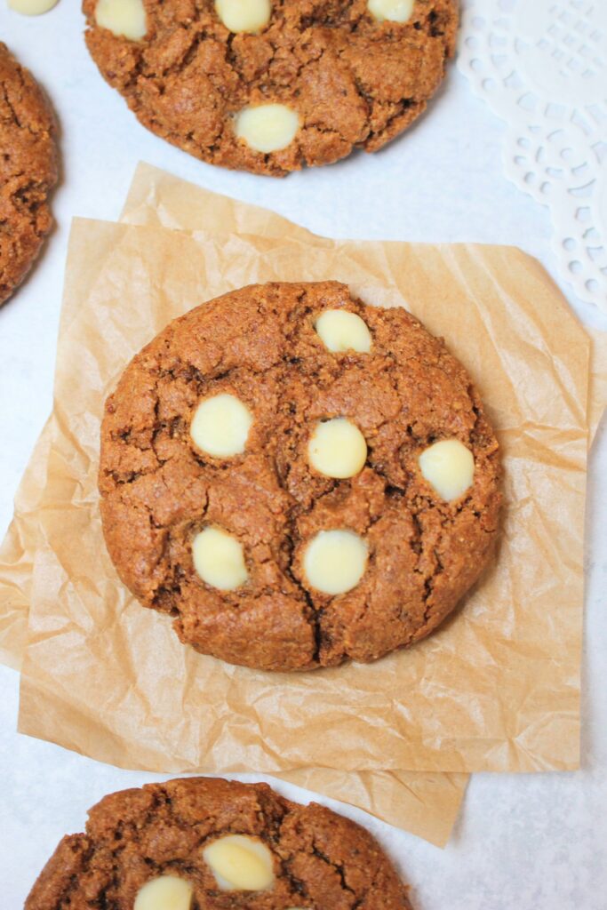 An up close picture of one of these vegan ginger cookies.