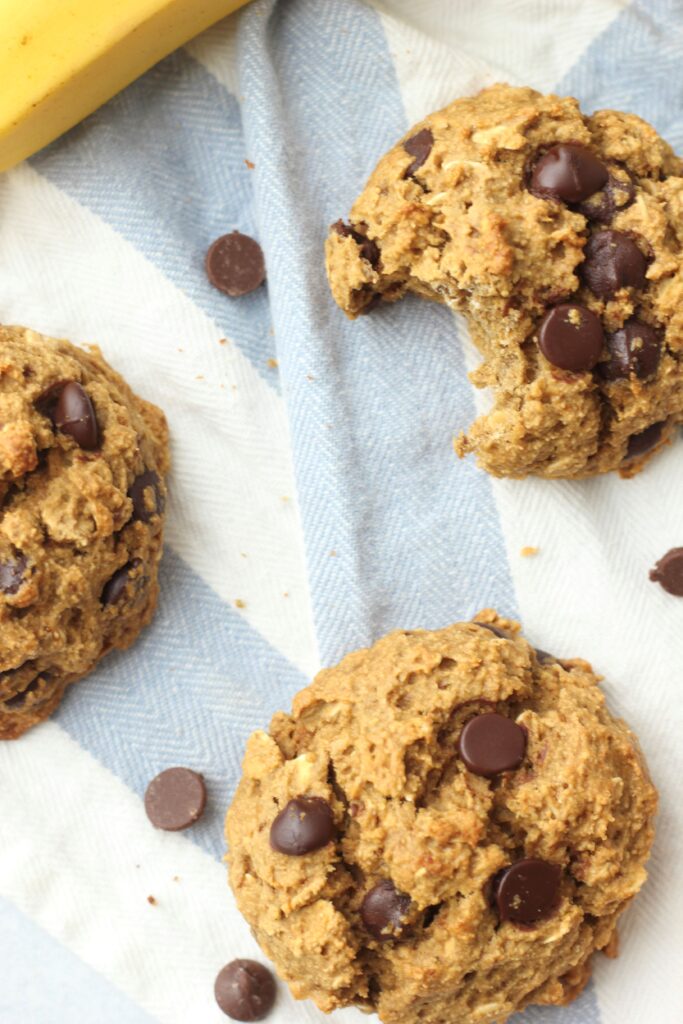 A bite out of a cookie.