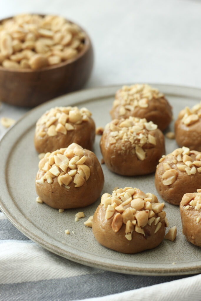 An up close picture of the peanut butter poppers.