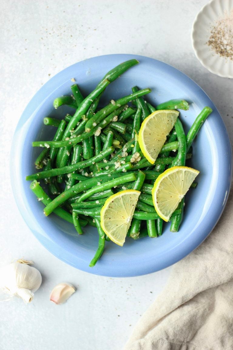 Sautéed Green Beans with Garlic and Lemon