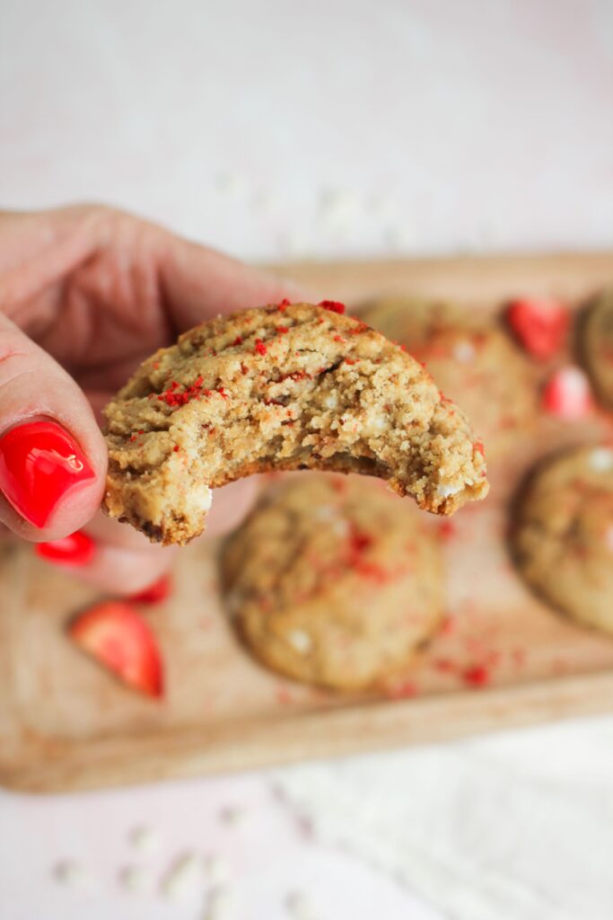 A bite out of a cookie.