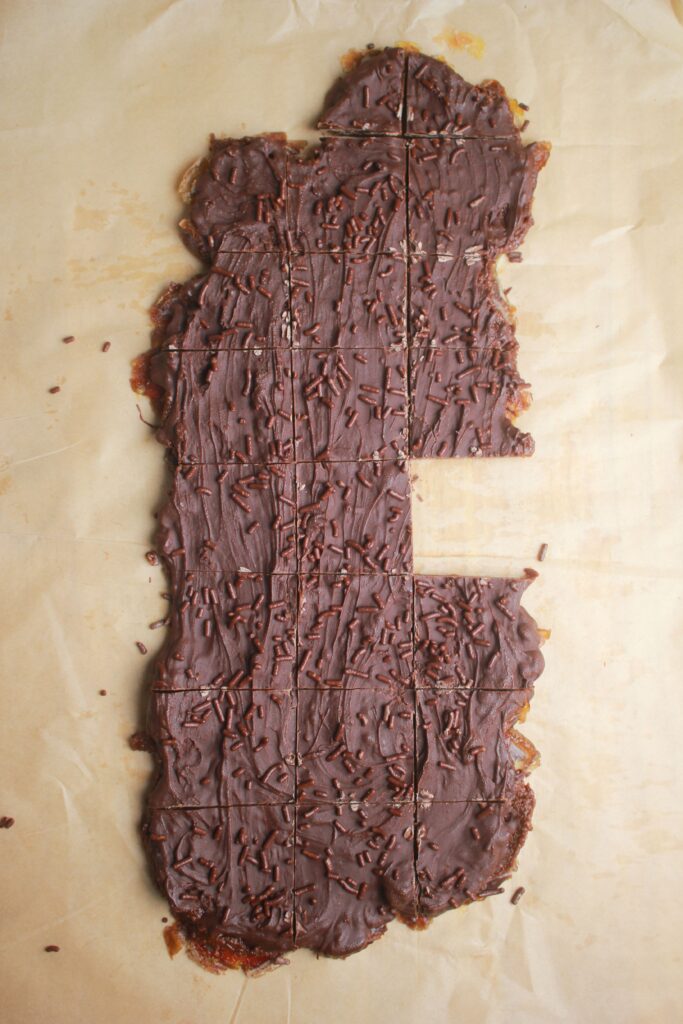 The viral date bark is cut into pieces and is ready to enjoy.