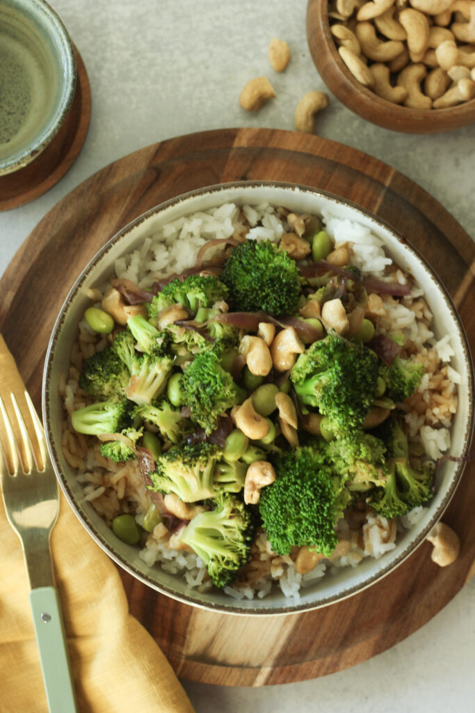An up close picture of this 30 Minute Vegan Stir Fry.