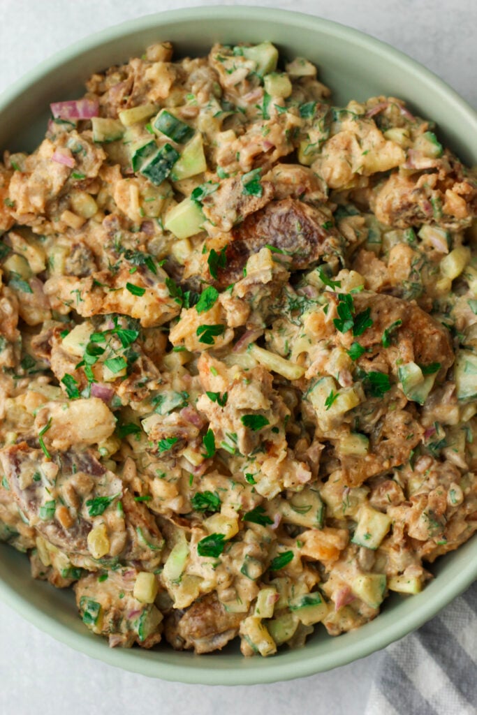 An up-close picture of this vegan potato salad.